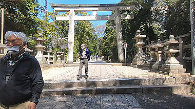 gx015984.mp4_snapshot_01.30_thumb.jpg
