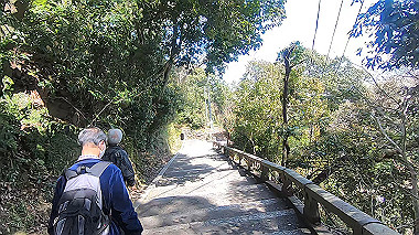 gx015986.mp4_snapshot_00.01_thumb.jpg