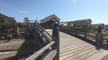 gx015989.mp4_snapshot_00.49_thumb.jpg