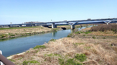 p4050213_thumb.jpg
