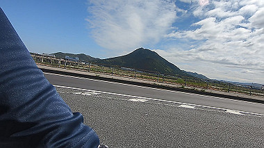 gx016088.mp4_snapshot_01.14_thumb.jpg