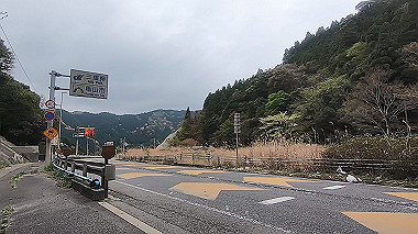 gx016349.mp4_snapshot_00.23_thumb.jpg