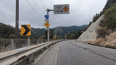 gx016349.mp4_snapshot_00.51_thumb.jpg