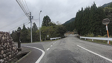 gx016351.mp4_snapshot_01.05_thumb.jpg