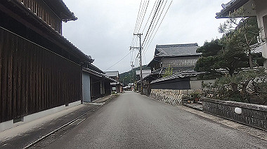 gx016352.mp4_snapshot_00.06_thumb.jpg
