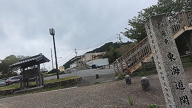 gx016352.mp4_snapshot_04.47_thumb.jpg