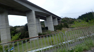 p4170916_thumb.jpg