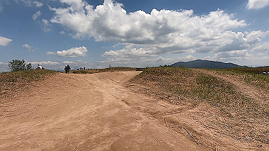 gx016426.mp4_snapshot_00.00_thumb.jpg