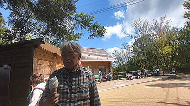 gx016442.mp4_snapshot_01.06_thumb.jpg