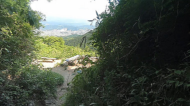 gx016450.mp4_snapshot_01.25_thumb.jpg