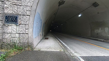 gx016506.mp4_snapshot_02.59_thumb.jpg