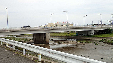 p5151618_thumb.jpg