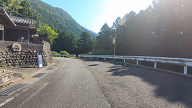 gx016552.mp4_snapshot_02.42_thumb.jpg