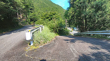 gx016555.mp4_snapshot_03.32_thumb.jpg