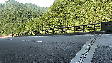 gx016577.mp4_snapshot_02.08_thumb.jpg