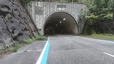 gx016578.mp4_snapshot_01.05_thumb.jpg