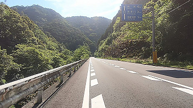 gx016579.mp4_snapshot_00.18_thumb.jpg