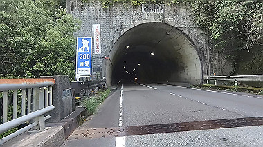 gx016579.mp4_snapshot_04.36_thumb.jpg