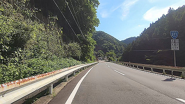 gx016579.mp4_snapshot_08.12_thumb.jpg