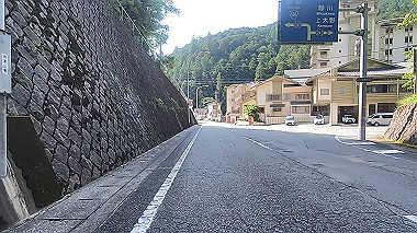 gx016581.mp4_snapshot_05.23_thumb.jpg