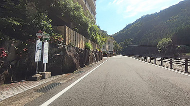 gx016583.mp4_snapshot_00.53_thumb.jpg