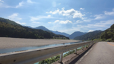 gx016590.mp4_snapshot_00.26_thumb.jpg