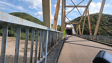 gx016682.mp4_snapshot_01.40_thumb.jpg