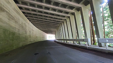 gx016685.mp4_snapshot_00.00_thumb.jpg