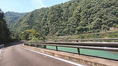gx016687.mp4_snapshot_00.07_thumb.jpg