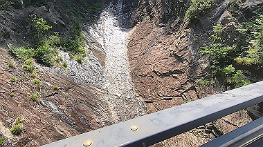 gx016687.mp4_snapshot_00.13_thumb.jpg