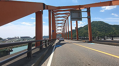 gx016695.mp4_snapshot_01.10_thumb.jpg