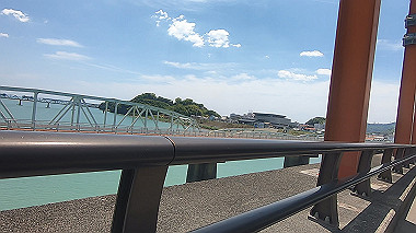 gx016695.mp4_snapshot_01.39_thumb.jpg