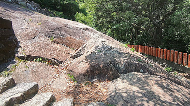 gx016702.mp4_snapshot_02.16_thumb.jpg