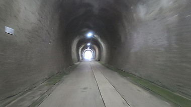gx016715.mp4_snapshot_01.41_thumb.jpg