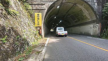 gx016716.mp4_snapshot_01.31_thumb.jpg