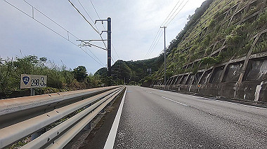 gx016721.mp4_snapshot_04.11_thumb.jpg