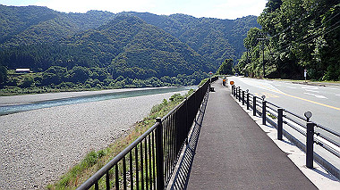 p5280219_thumb.jpg