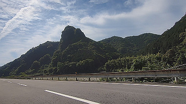 gx016728.mp4_snapshot_00.07_thumb.jpg