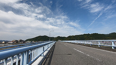 gx016730.mp4_snapshot_00.23_thumb.jpg