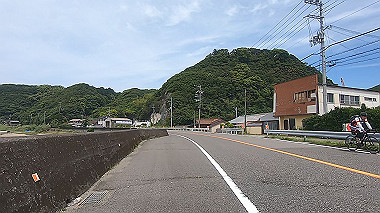 gx016739.mp4_snapshot_00.49_thumb.jpg