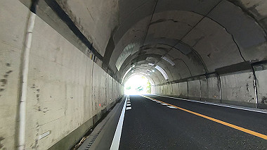 gx016740.mp4_snapshot_00.07_thumb.jpg