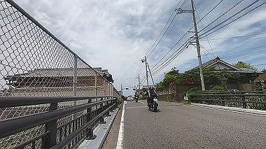 gx016746.mp4_snapshot_04.57_thumb.jpg