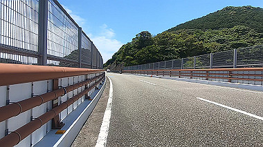 gx016751.mp4_snapshot_03.28_thumb.jpg