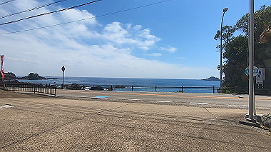 gx016751.mp4_snapshot_15.47_thumb.jpg