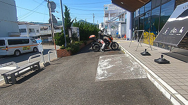 gx016759.mp4_snapshot_01.08_thumb.jpg