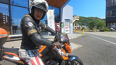 gx016759.mp4_snapshot_01.26_thumb.jpg