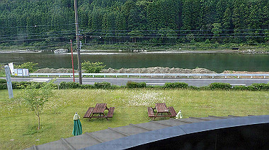 p5290405_thumb.jpg