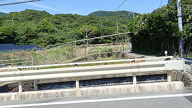 p5290502_thumb.jpg