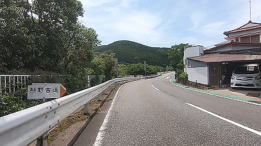 gx016523.mp4_snapshot_00.04_thumb.jpg