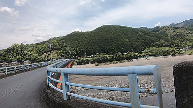 gx016523.mp4_snapshot_01.49_thumb.jpg